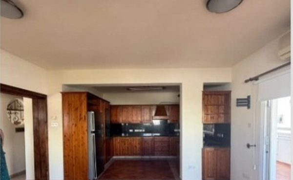 Screenshot_4-10-2025_124253_www.bazaraki.com (Copy)