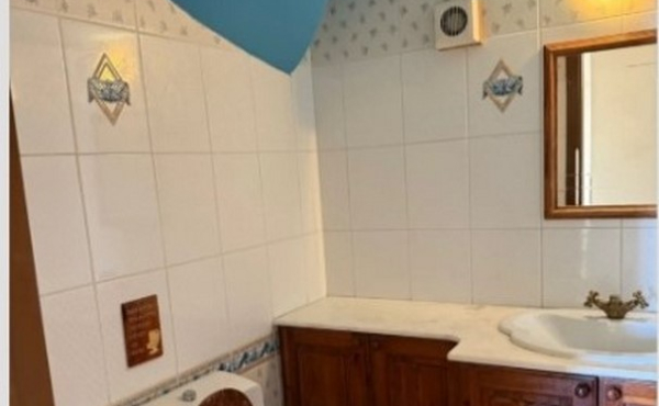 Screenshot_4-10-2025_124414_www.bazaraki.com (Copy)