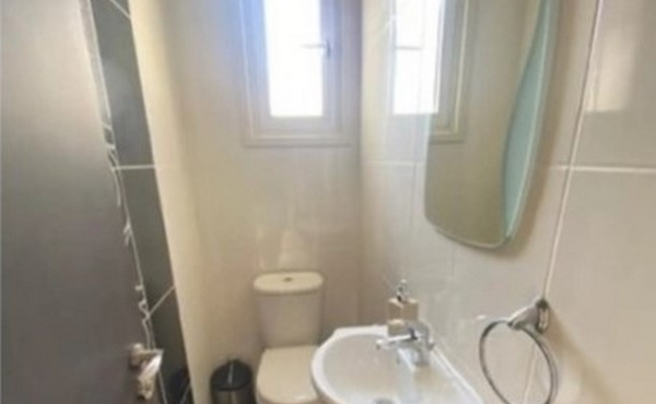 Screenshot_7-10-2025_13554_www.bazaraki.com (Copy)