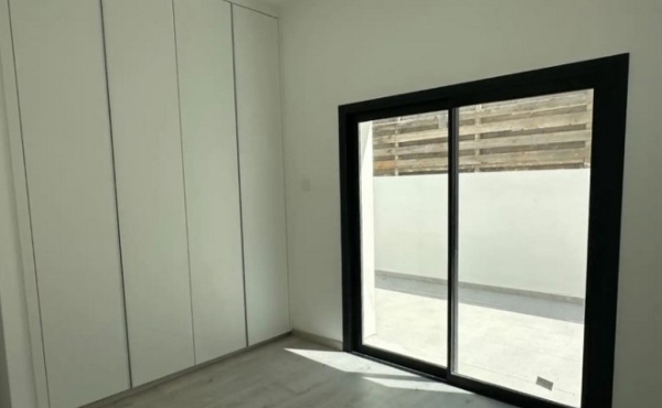 Screenshot_25-10-2025_124418_www.bazaraki.com (Copy)