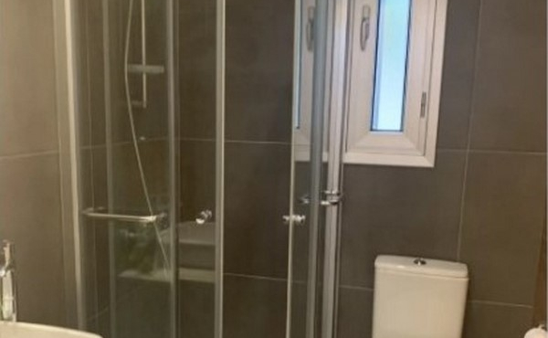 Screenshot_18-11-2025_81121_www.bazaraki.com (Copy)