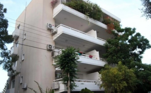 Screenshot_4-12-2025_101111_www.bazaraki.com (Copy)