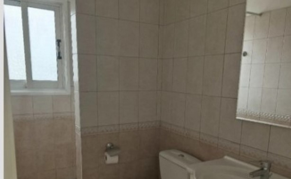 Screenshot_2-1-2026_18375_www.bazaraki.com (Copy)