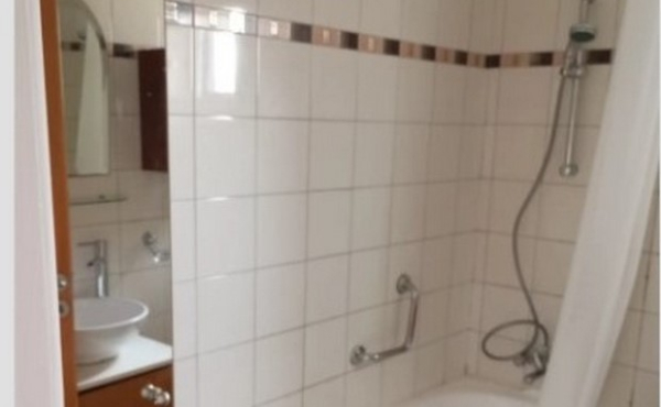 Screenshot_10-1-2026_1813_www.bazaraki.com (Copy)