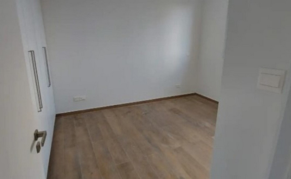 Screenshot_10-1-2026_174627_www.bazaraki.com (Copy)