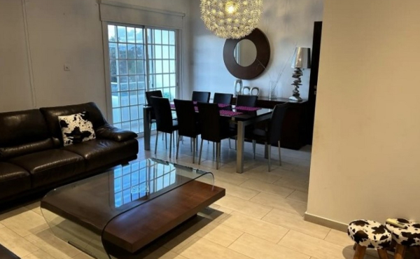 Screenshot_10-1-2026_175117_www.bazaraki.com (Copy)