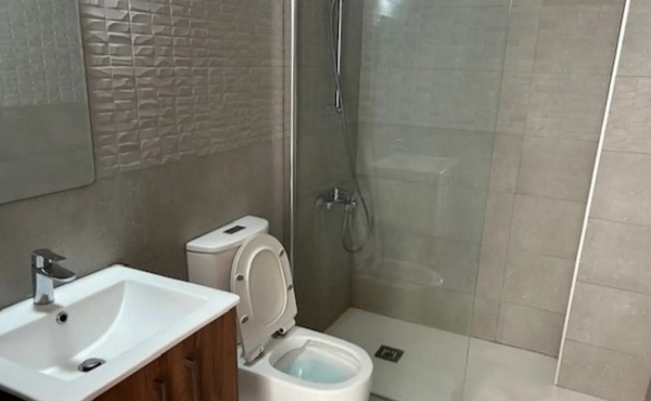 Screenshot_3-2-2026_193621_www.bazaraki.com (Copy)