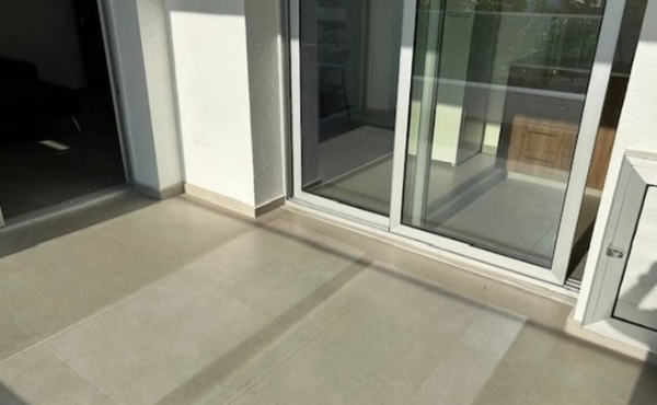 Screenshot_3-2-2026_193723_www.bazaraki.com (Copy)