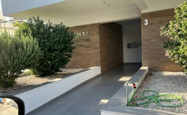 Screenshot_3-2-2026_193842_www.bazaraki.com (Copy)