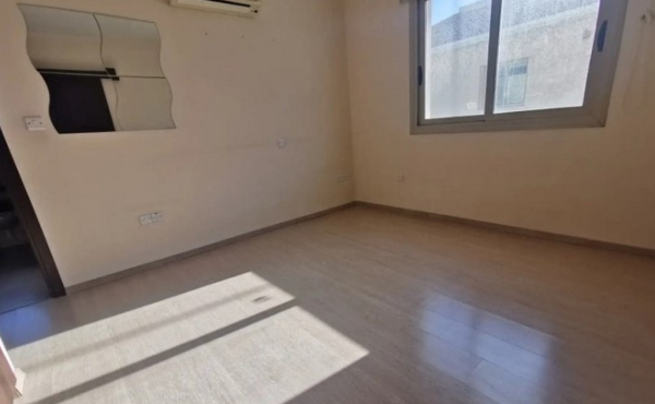 Screenshot_10-2-2026_73927_www.bazaraki.com (Copy)