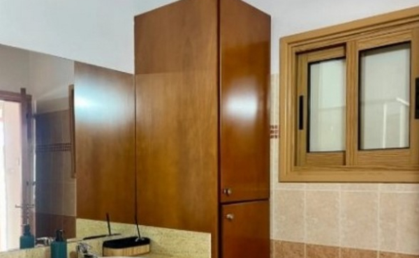 Screenshot_10-2-2026_75224_www.bazaraki.com (Copy)