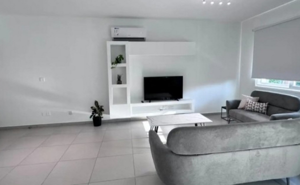 Screenshot_24-2-2026_185845_www.bazaraki.com (Copy)