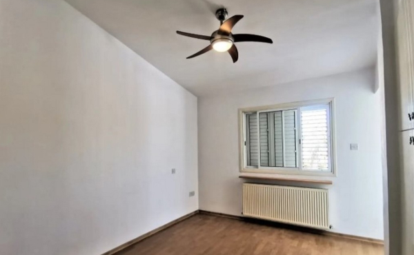 Screenshot_5-3-2026_11644_www.bazaraki.com (Copy)