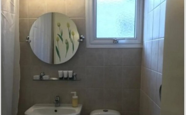 Screenshot_6-3-2026_21307_www.bazaraki.com (Copy)