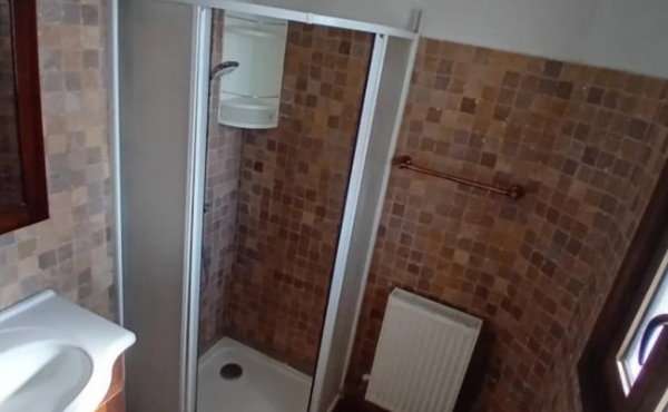 Screenshot_18-3-2026_9492_www.bazaraki.com (Copy)