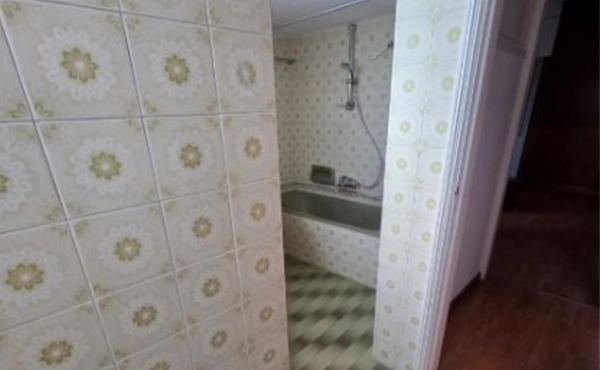 Screenshot_7-4-2026_19571_www.bazaraki.com (Copy)