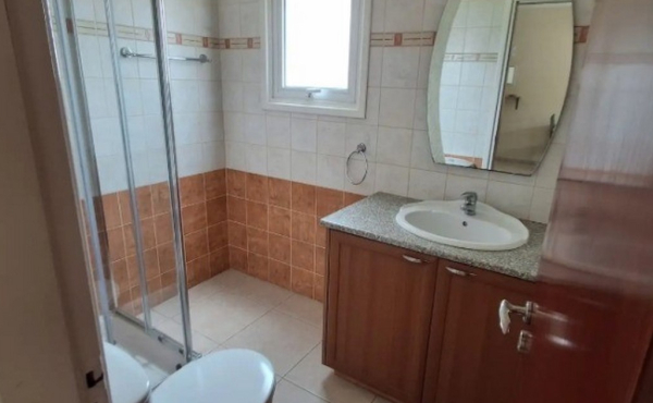 Screenshot_20-4-2026_173628_www.bazaraki.com (Copy)