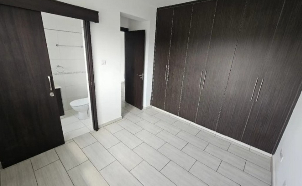 Screenshot_20-4-2026_19343_www.bazaraki.com (Copy)